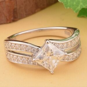 🆕️💍 Moissanite Bypass Band Ring in Rhodium Over Sterling Silver ( Size 6.0)💍